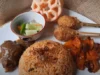Resep Nasi Minyak Merah, Sajian Sederhana Khas Palembang yang Enak Banget (image from screenshot Youtube mama zidqueenello)