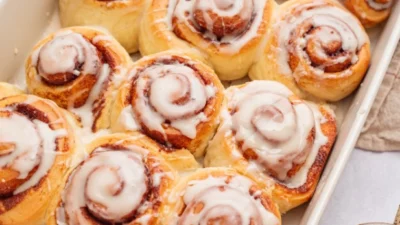 Resep Cinnamon Roll. (Sumber Gambar: Gimme Delicious)