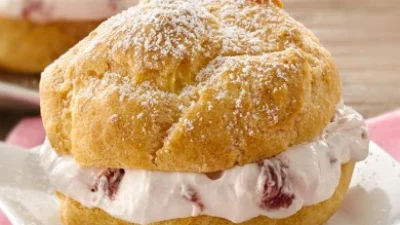 Resep Cream Cheese Puff, Kreasi Pastry Dengan Kelembutan Krim Vanila di Dalamnya (image from pillsbury)