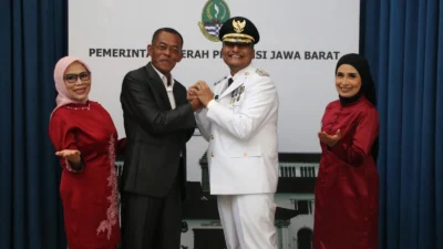 Purna Tugas sebagai Bupati Subang, H.Ruhimat Hadiri Pelantikan Penjabat Bupati Subang