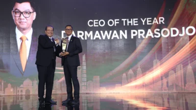 Dirut PLN Darmawan Prasodjo Kembali Dinobatkan Jadi CEO Of The Year, Sumber Foto: Dok.PLN