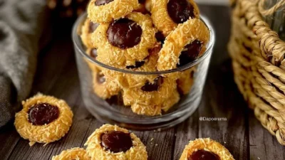 Thumbprint Cookies Keju. (Sumber Gambar: Resep Masakan Rumahan @dapoererna)