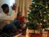 7 Ide Hiasan Pohon Natal yang Bisa Bikin Suasana Natal Kamu Makin Berkesan dan Mewah (Image From: Pexels/cottonbro studio)