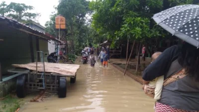 Sungai Meluap, Desa Karang Ligar dan Sukamulya Terendam Banjir