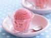 Es Krim Yoghurt Strawberry untuk Kamu si Paling Diet, Seger Banget! (Image From: Taste)