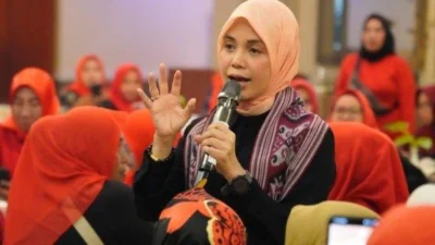 Siti Atikoh. (Sumber Foto: dok istimewa/TribunNews)