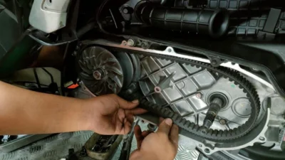 Langkah Mengganti Vanbelt Motor Matic