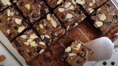 Resep Brownies Kopi, Dijamin Harum Semerbak dan Lembut Banget (image from screenshot Youtube mini foodie)