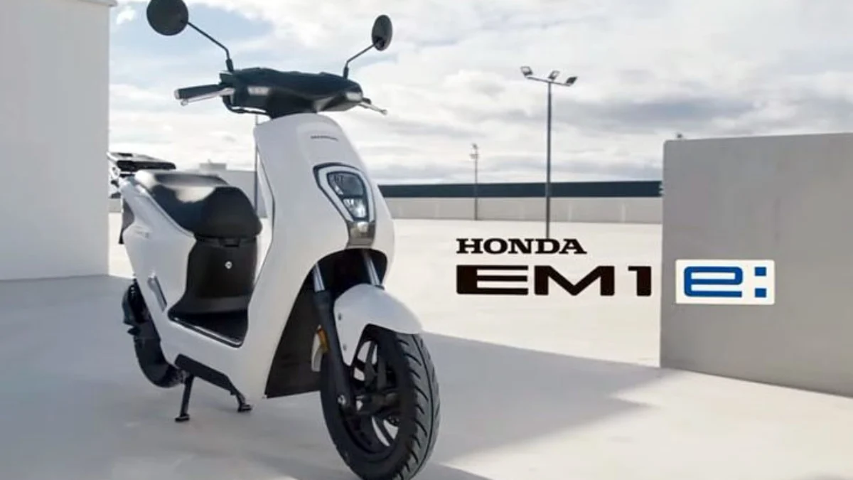 Simulasi Angsuran Motor Listrik Honda EM1 e 2024