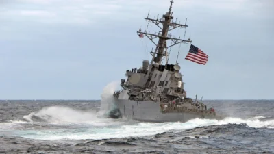 Houthi Serang Lagi Kapal Perang AS USS Gravely di Laut Merah