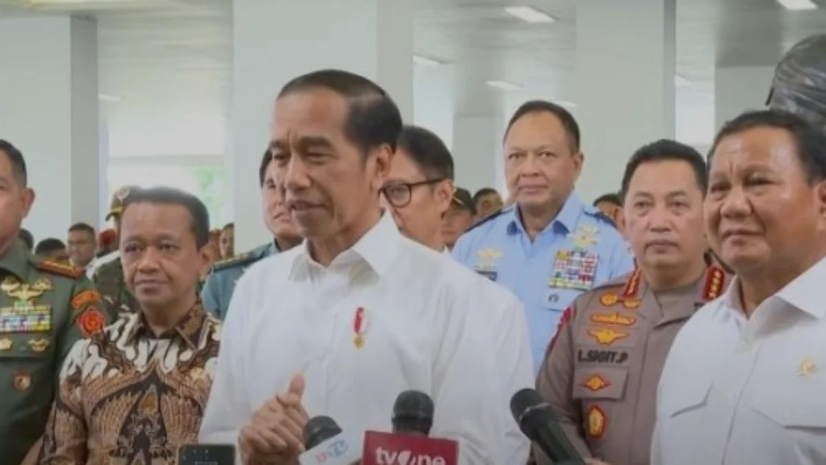 Jokowi akan Reshuffle Kabinet: AHY dan Hadi Tjahjanto Bersiap Terisi?