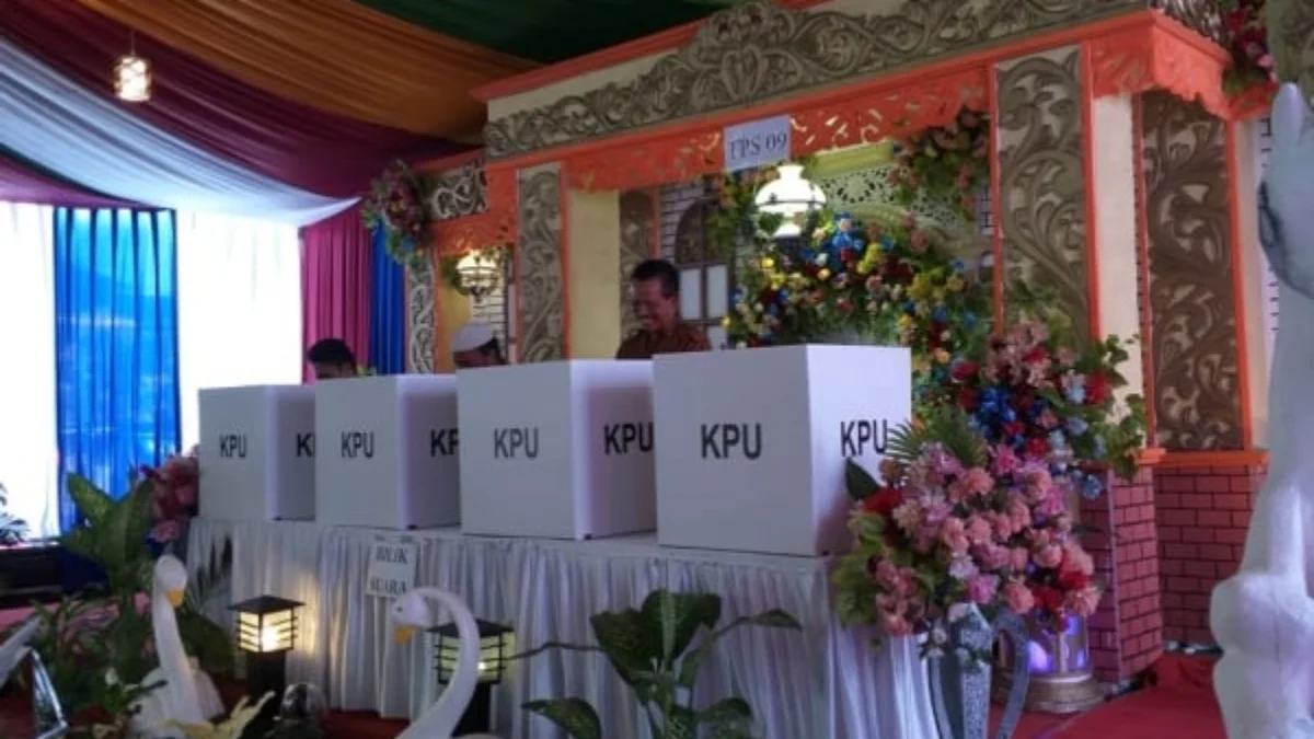 TPS Unik Bertema Pernikahan di Sambirejo Semarakkan Pemilu 2024