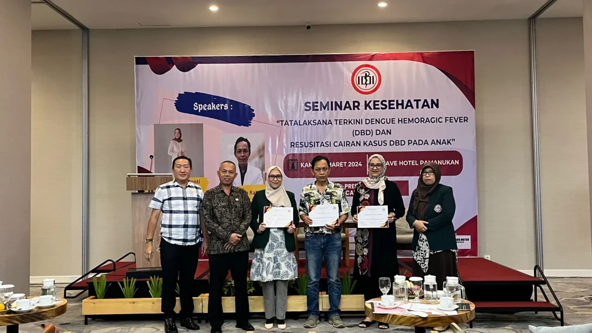 CINDY DESITA PUTRI/PASUNDAN EKSPRES. Ikatan Dokter Indonesia mengadakan seminar kesehatan terkait DBD di F