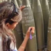 Bikin Geram! Nikki Haley Tulis Pesan di Roket Israel: Habisi Mereka, Amerika Mencintai Israel